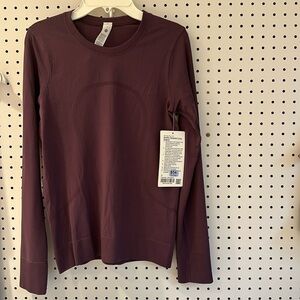 NWT Lulu Swiftly Relaxed Long Sleeve